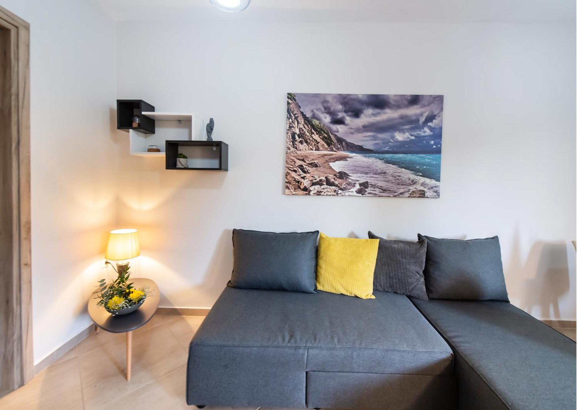 Ruellia Luxury Apartments Kalligoni Kültér fotó
