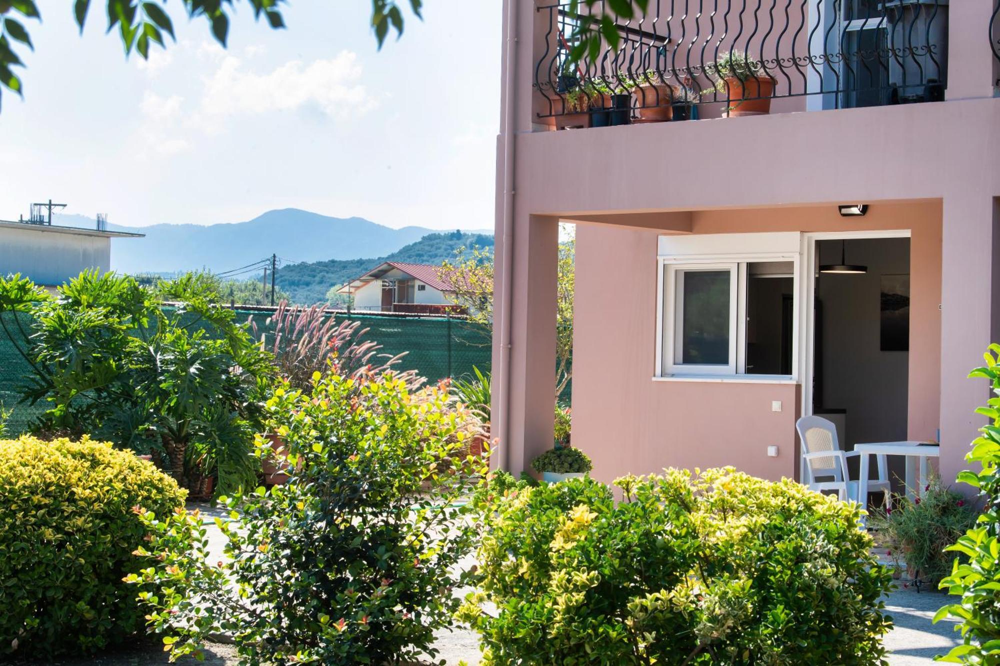 Ruellia Luxury Apartments Kalligoni Kültér fotó
