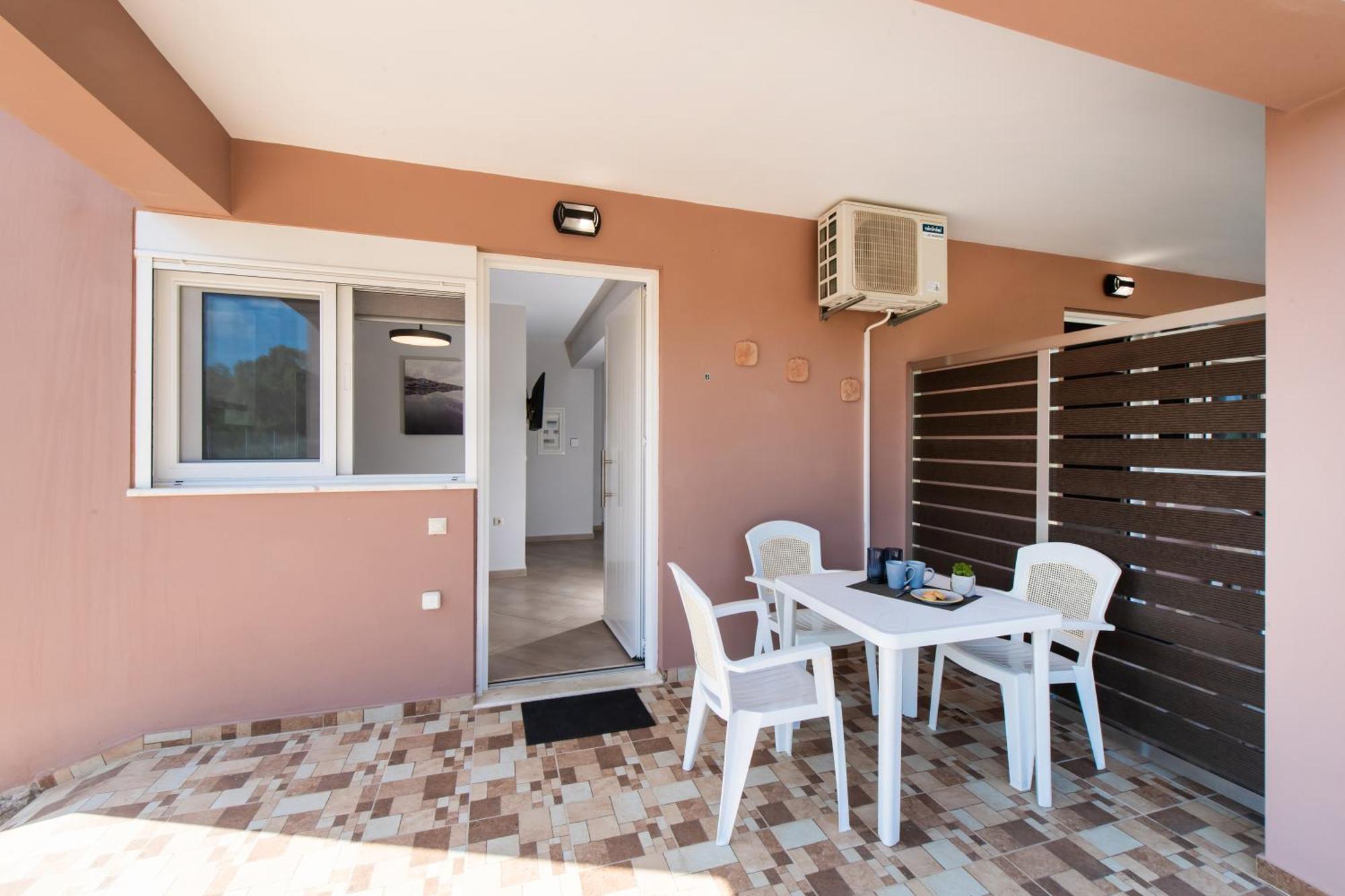 Ruellia Luxury Apartments Kalligoni Kültér fotó