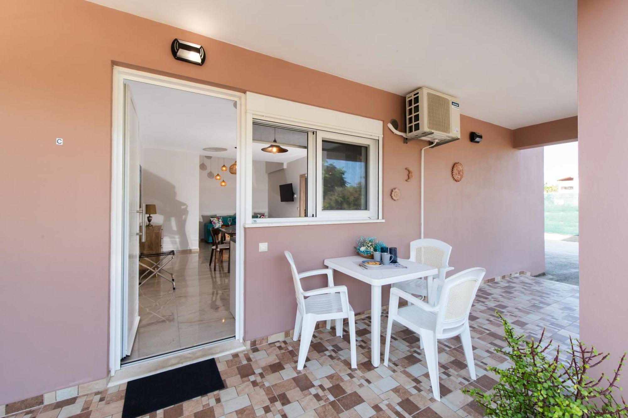 Ruellia Luxury Apartments Kalligoni Kültér fotó