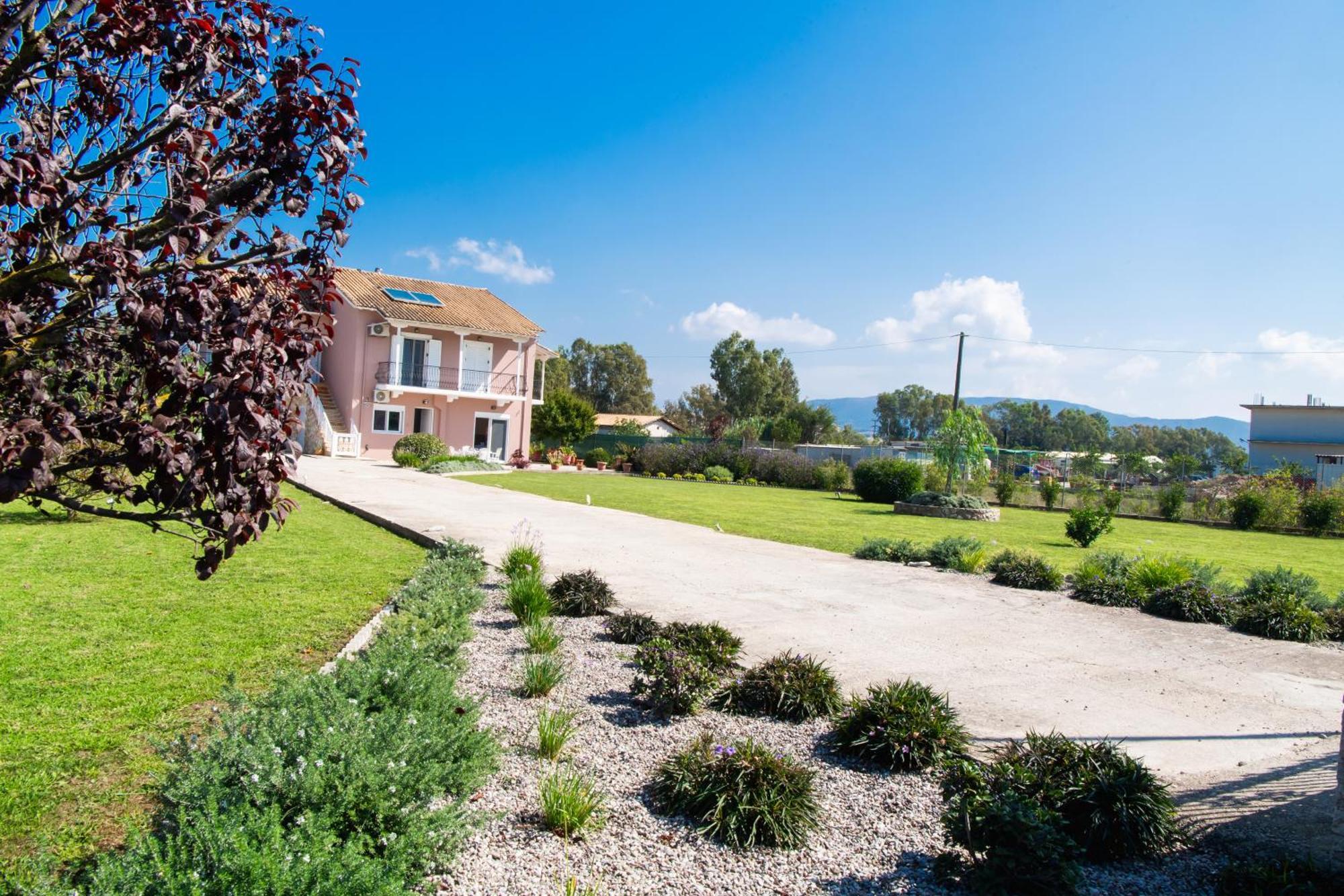 Ruellia Luxury Apartments Kalligoni Kültér fotó